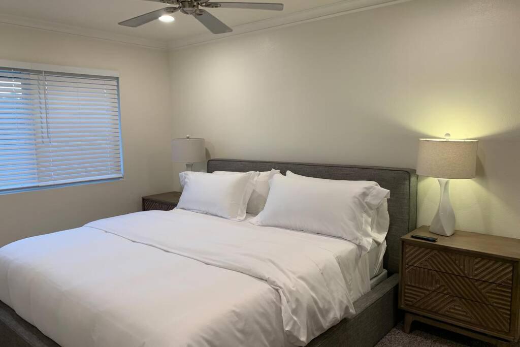 האנטינגטון ביץ' City Center Villa - Pool, Patio & Close To Beach! מראה חיצוני תמונה
