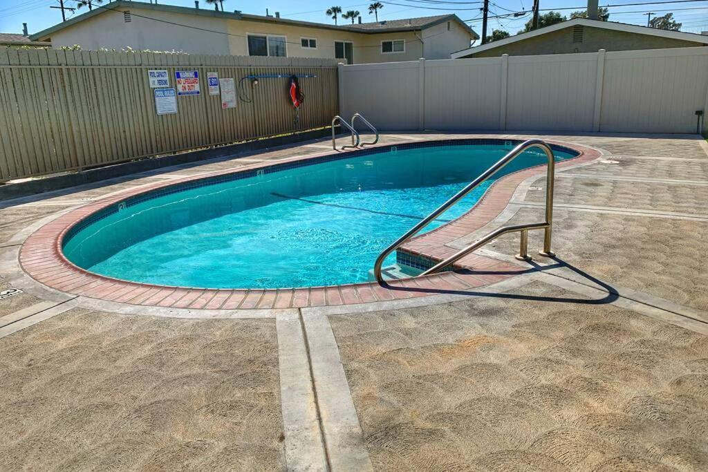 האנטינגטון ביץ' City Center Villa - Pool, Patio & Close To Beach! מראה חיצוני תמונה